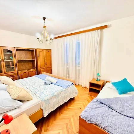Holiday home Dalmatian House, Spacious Stone Terraces, Balcony , Views