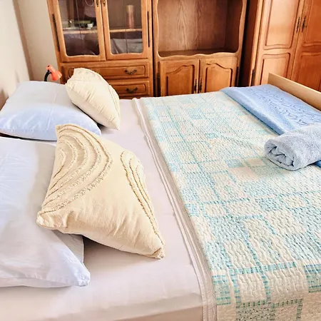 Dalmatian House, Spacious Stone Terraces, Balcony , Views Dubrovnik