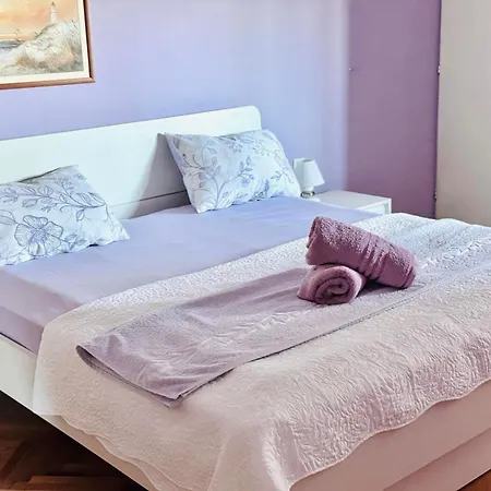 Dalmatian House, Spacious Stone Terraces, Balcony , Views *