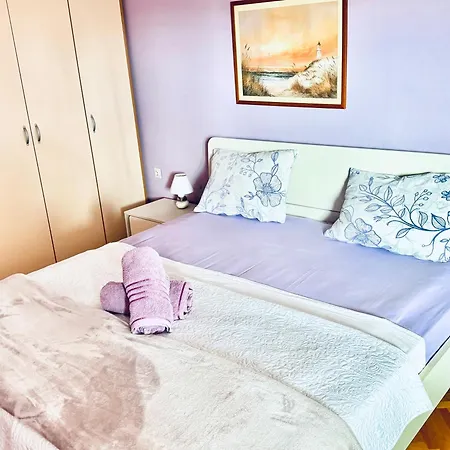 Holiday home Dalmatian House, Spacious Stone Terraces, Balcony , Views