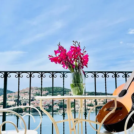 Dalmatian House, Spacious Stone Terraces, Balcony , Views * Dubrovnik